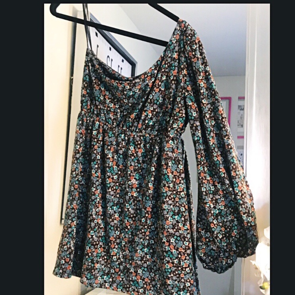 Judith March one shoulder floral dress size M